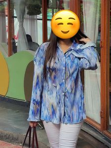 Stylish Pleated Blue Abstract Print Shirt