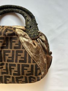 65ooRs - Fendi Zucca Monogram Handbag