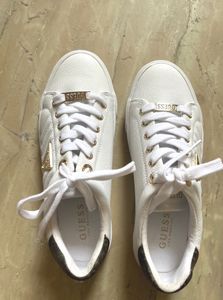 Sale 🔥GUESS Giella New Sneakers