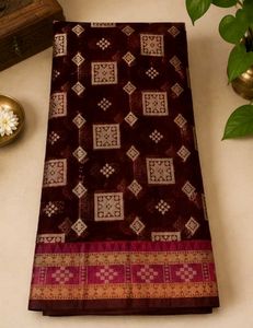 Maroon Printed Saree with Blouse Piece