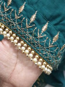 Embroidered Palazzo with attached Pallu