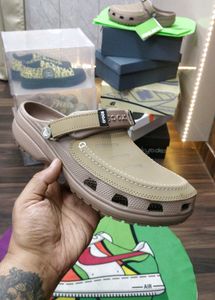 Crocs Yukon