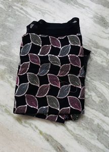 Elegant Black saree  with Leaf Motif