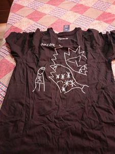 Graphic Print T-Shirt