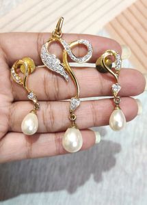 Pendant And Earrings Set