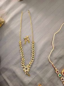 Traditional Indian Jewelry Set of 4