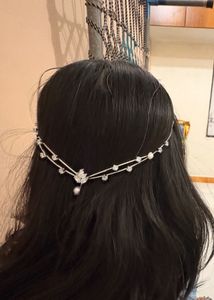 Sparkling Hairband with Pearls