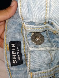 Light Wash High Waisted Jeans