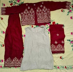 Embroidered Kurta Set - Maroon