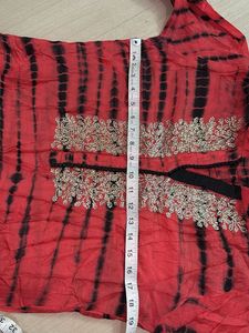 Red &amp; Black Tie-Dye Embroidered Kurta