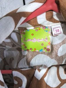 Unique Brown &amp; White Patterned Blouse