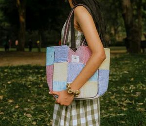 Multi colour shopping bag