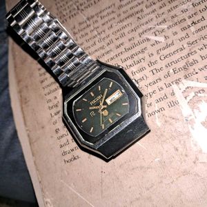 Vintage RICOH Crystal Watch