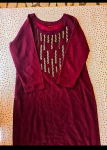 Maroon Kurta with Sequins Embellishment