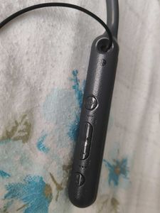 Wireless Neckband Earphones