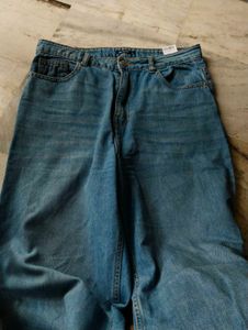Light Wash Wide Leg Jeans
