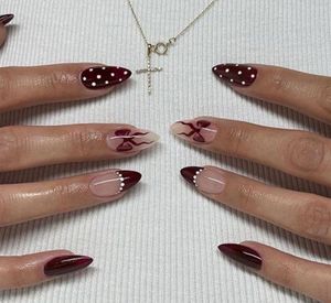 Cherry Polka Press on nails 🍒