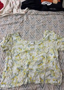 Floral Print Short Sleeve Top