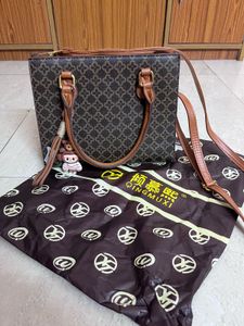 forgein brand Chic Monogram Top-Handle and sling B