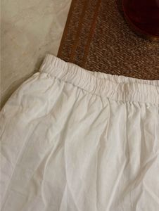 Chic White Tiered Skirt