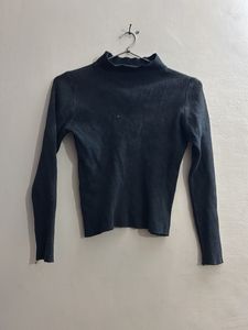 crop black high neck warm