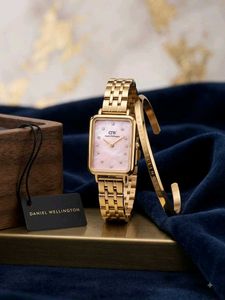 Daniel Wellington (COPY)Rose Gold Watch &amp; Bracelet