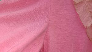 Pink Ruffled V-Neck Top 🩷🍥