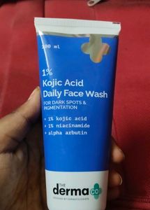 The Derma Co. Kojic Acid Daily Face Wash