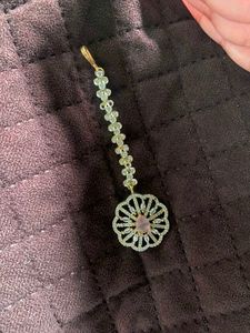 Stunning Kundan Maang Tikka