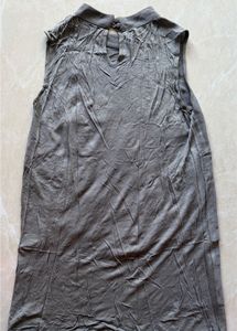 Embroidered Grey Sleeveless tunic