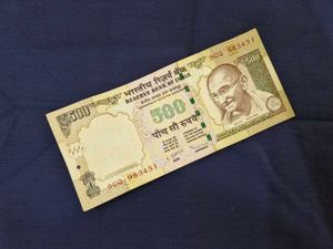 500 Rupees Currency Note