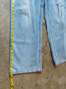Light Wash Wide Leg Jeans