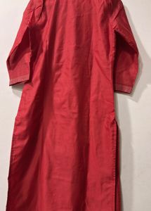 Elegant Red Embroidered Kurta