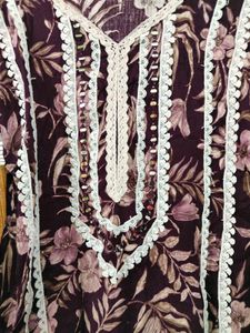Floral Print Kurta with Lace Detail