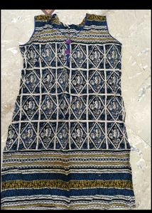 Blue & White Print Sleeveless kurti