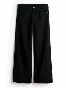 Classic Black Wide-Leg Pants low rise