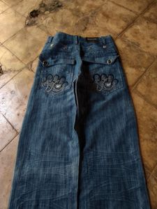 embroidered straight leg jeans
