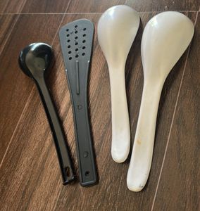 Set of 4 Kitchen Utensils