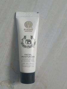 Forest Essentials Facial Moisturizer
