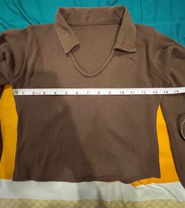 Fitted Long Sleeve V-Neck Crop Top
