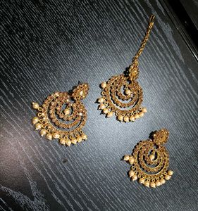 Elegant Gold Maang Tikka & Earrings Set