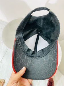 Stylish Gucci-Inspired Baseball Cap