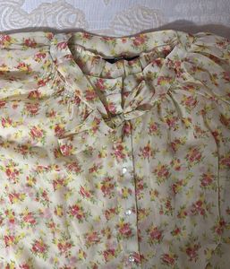 Chiffon Floral Print Button-Up Top - L