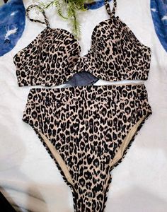 Animal Print H&m bikni set 👍
