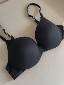 Victoria’s Secret Classic Black Push-Up Bra