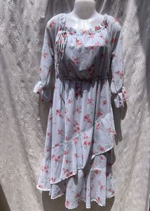Chic Floral Ruffle Dress