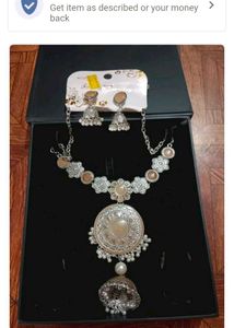 jewelleries_ bags