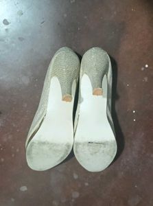 Sparkly Pointed Toe Flats