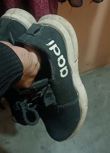 Aadi Black Casual Sneakers