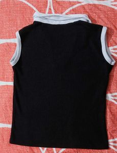 Sleeveless "Never Give Up" Top